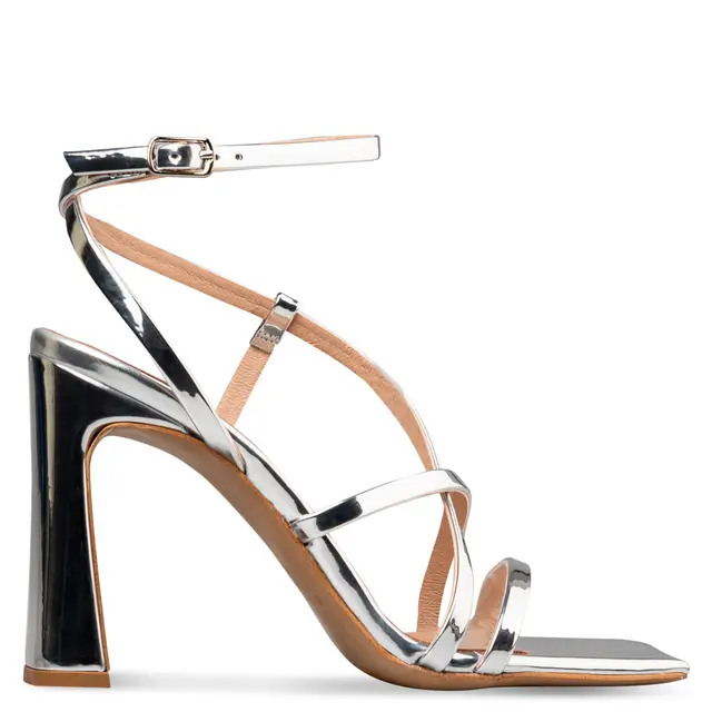 Envie Shoes Ασημί Πέδιλα Slim Block Heel με Λουράκια 1 Envie Shoes Ασημί Πέδιλα Slim Block Heel με Λουράκια